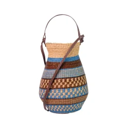 El Cantaro Woven Straw Medium Bucket