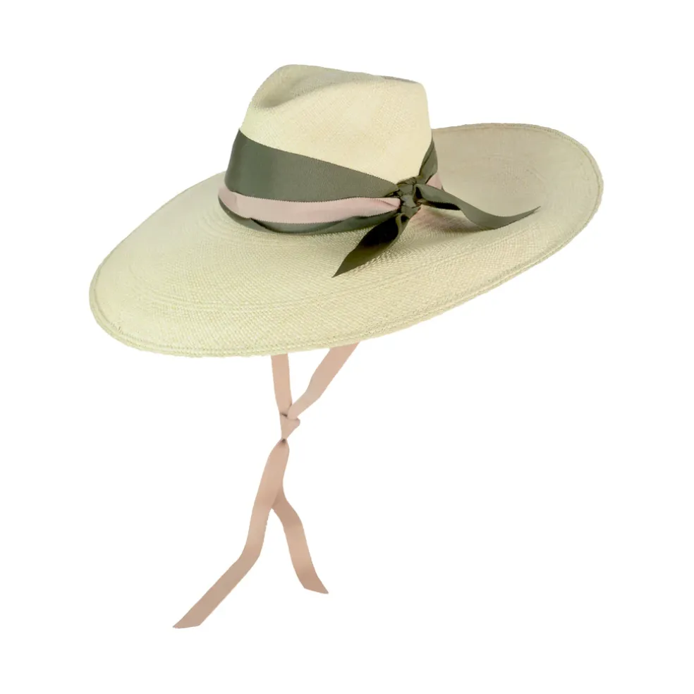Extra Long Brim Aguacate Hat
