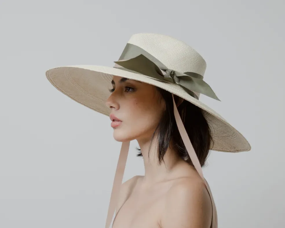 Extra Long Brim Aguacate Hat