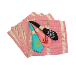 Hand embroidered linen napkin (Set of 4 Units)