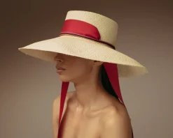 Long Brim Dumunt hat with adjustable ribbon