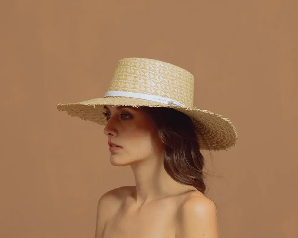 Mariposa Frayed Cordovan Long Brim