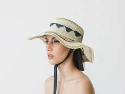 Montaña Beach Hat
